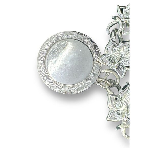CORO Silver Plated Bracelet with Dangle Engravable Medallion Flower Chain Link - Picture 7 of 8